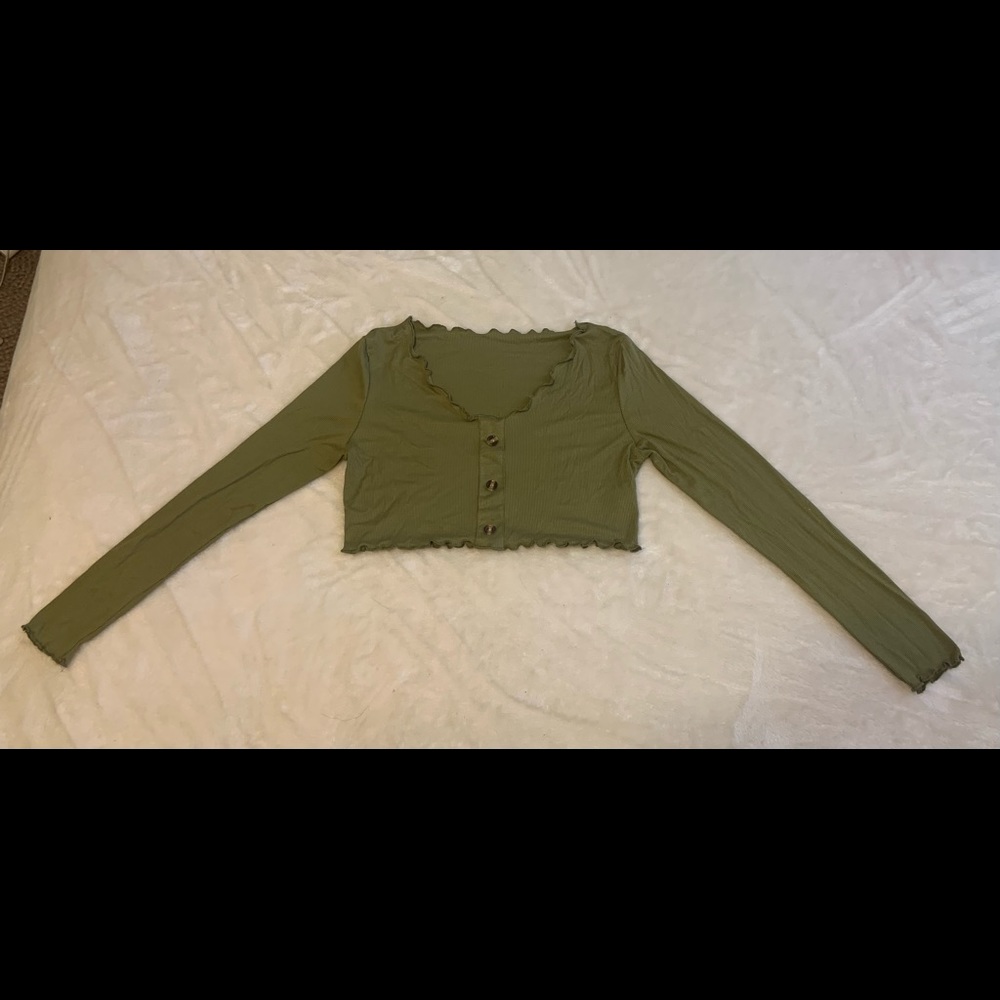 Button Front Lettuce Trim Long Sleeve Crop Top